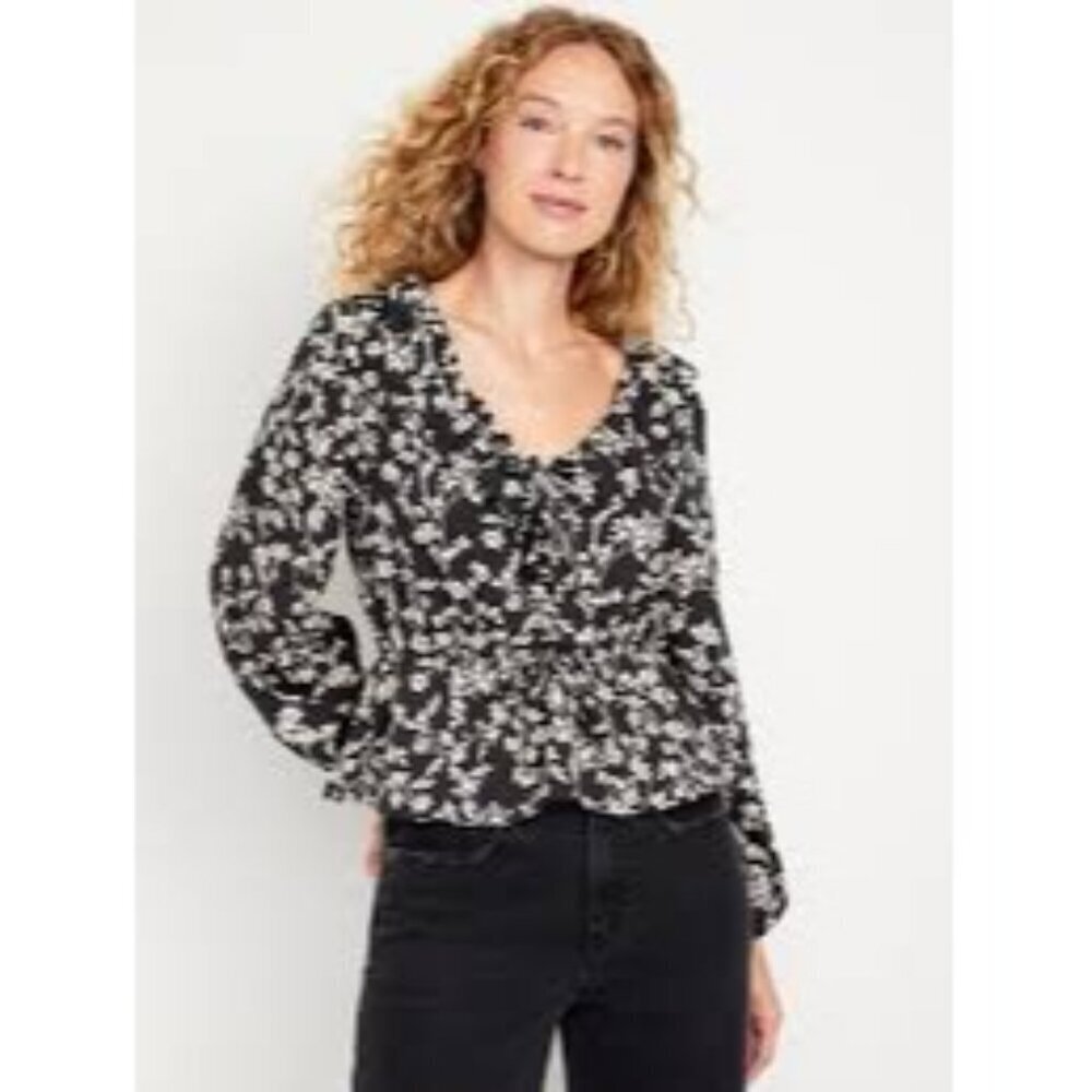 NWT Old Navy Black White Dainty Floral Ruffle Long Sleeve Top Women Size Large
